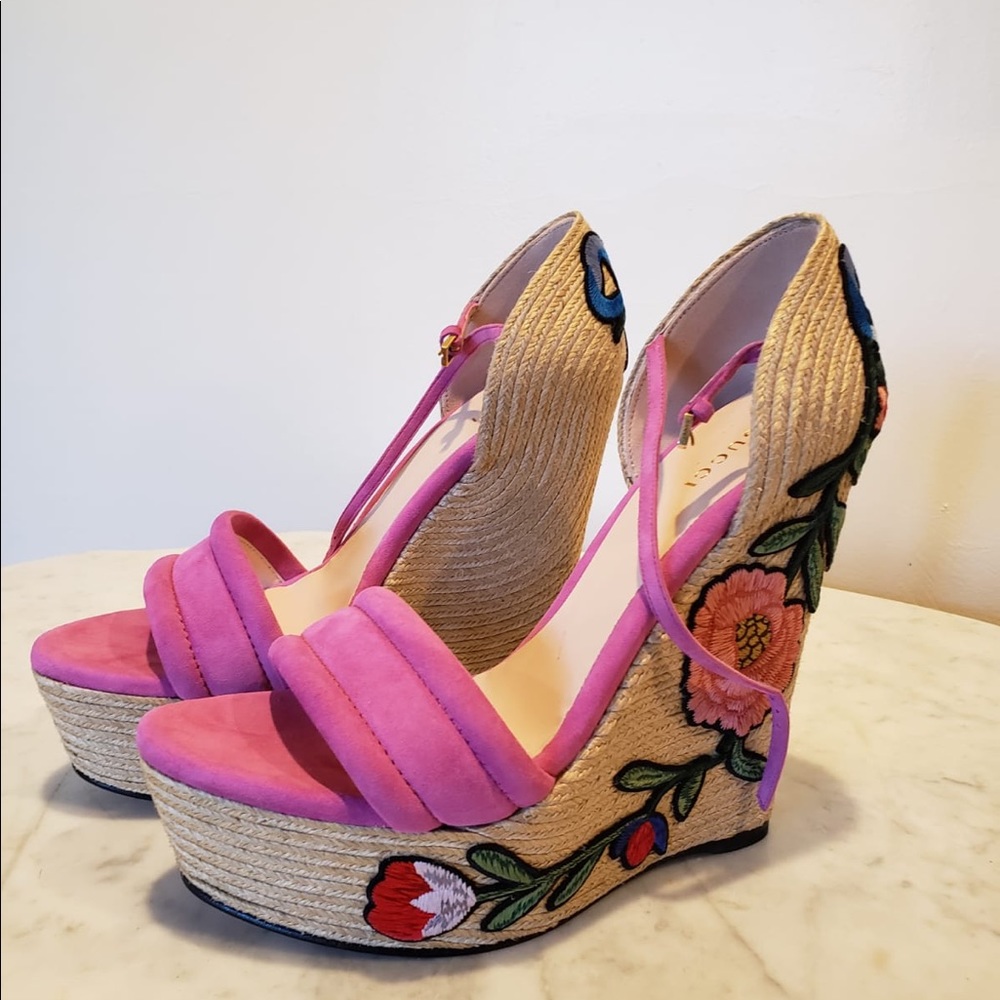 Gucci Floral Rope Platform Wedge in Fuscia